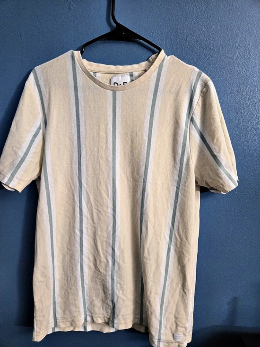Striped Short Sleeve Tee in Cream & Blue Like New